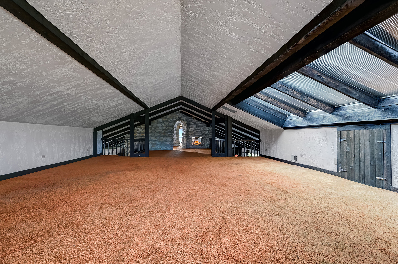 8402 Carriage Green Drive Darien, IL 60561 - Photo 35 of 39 a view of an empty room