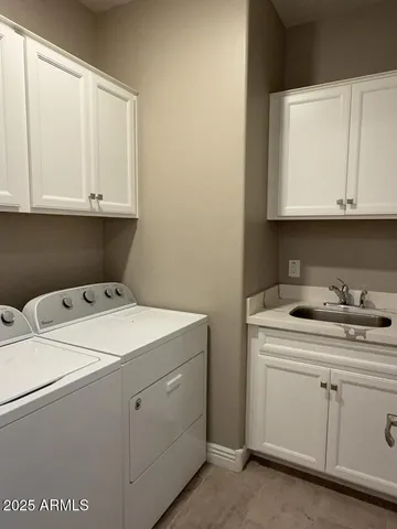 $2,295 | 9135 West Minnezona Avenue, Phoenix, AZ 85037