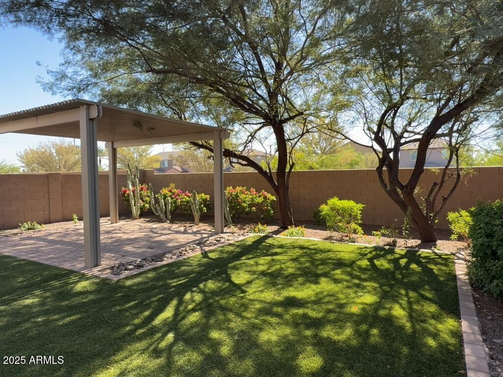 9135 West Minnezona Avenue Phoenix, AZ 85037 - Photo 18 of 22