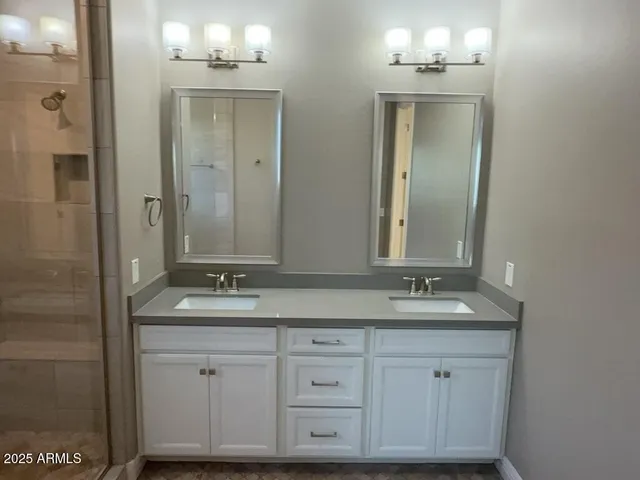 $2,295 | 9135 West Minnezona Avenue, Phoenix, AZ 85037