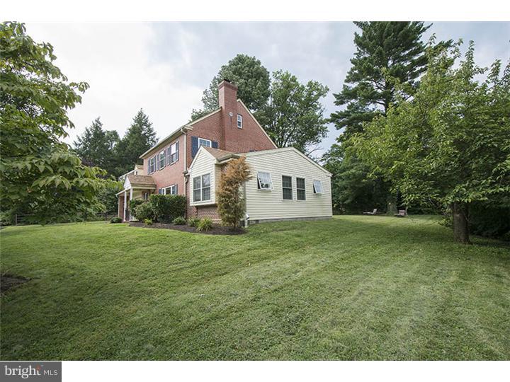 235 Barker Road Wyncote, PA 19095 - Photo 2 of 23