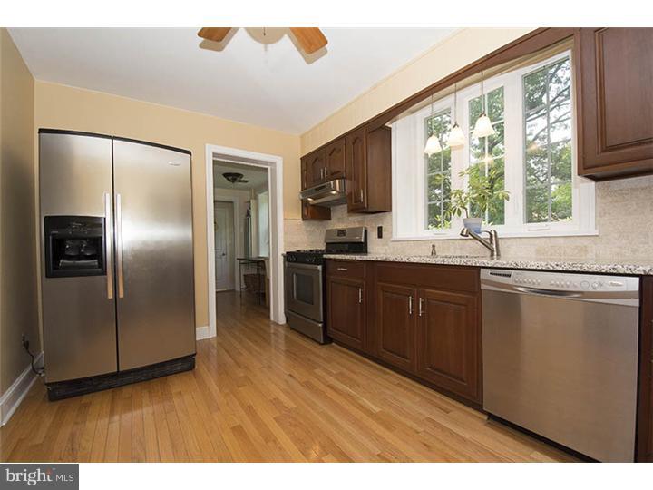235 Barker Road Wyncote, PA 19095 - Photo 12 of 23