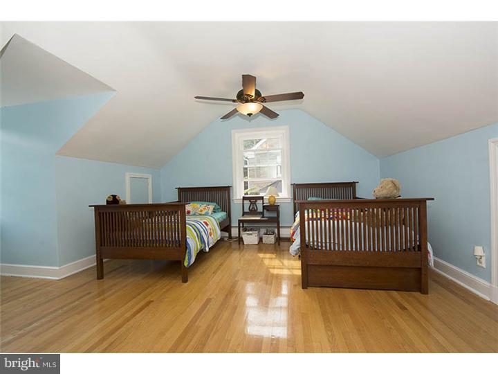 235 Barker Road Wyncote, PA 19095 - Photo 19 of 23
