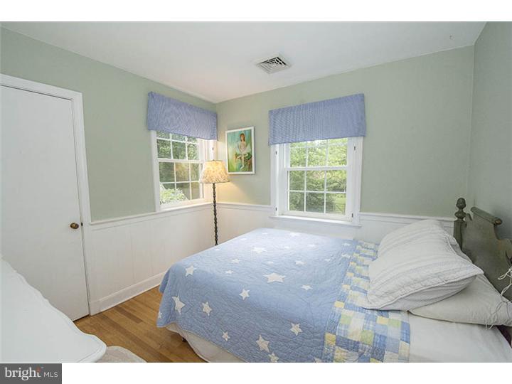235 Barker Road Wyncote, PA 19095 - Photo 20 of 23