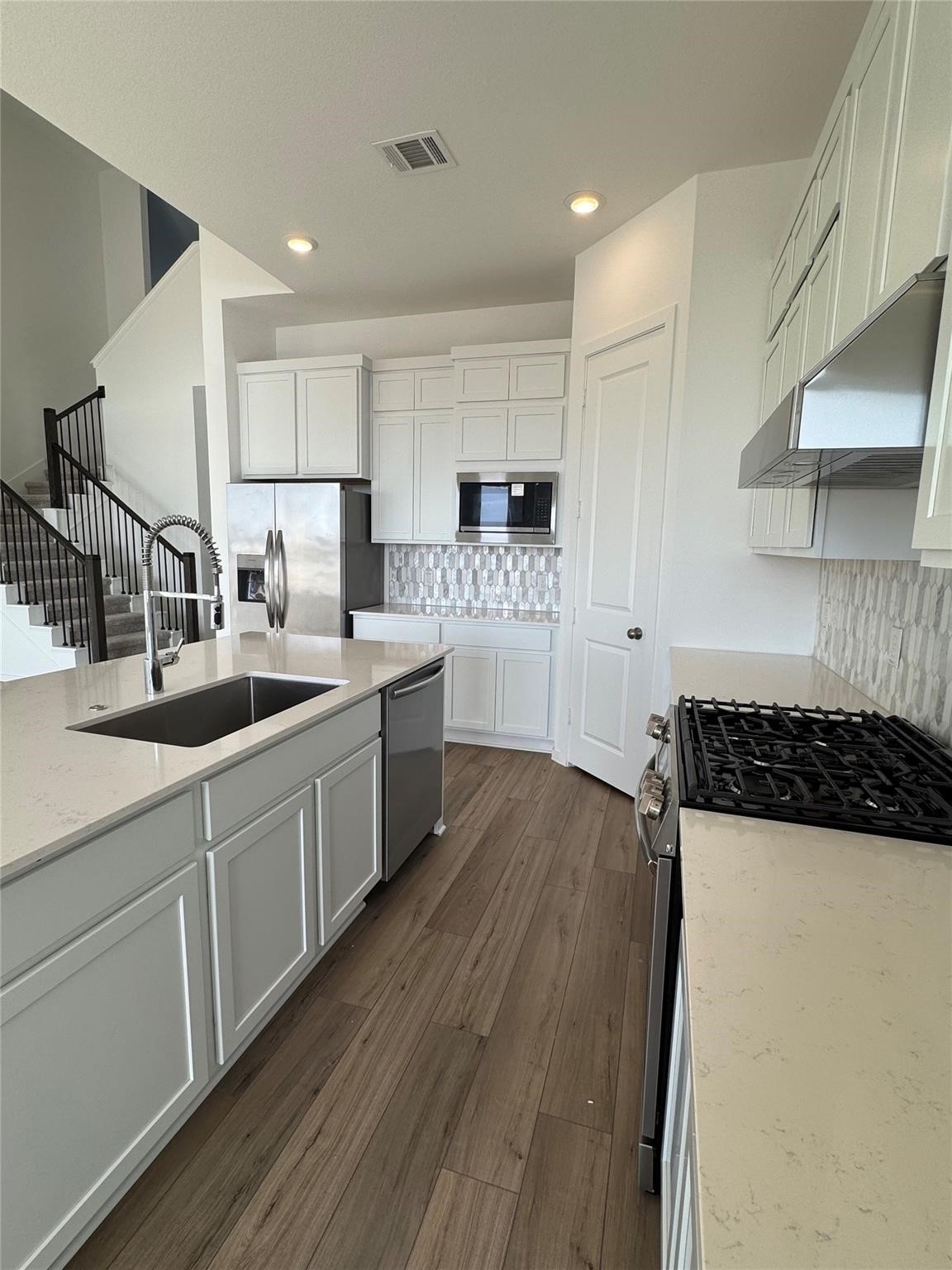 8323 Holly Blue Drive Rosharon, TX 77583 - Photo 8 of 28 *Representative photo, not actual home