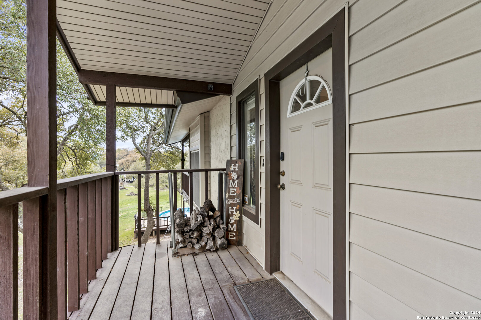 1497 Pebble Beach Road Lakehills, TX 78063 - Photo 8 of 44