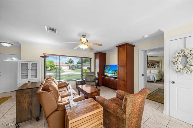 $330,000 | 4531 Southeast 14th Place, Cape Coral, FL 33904