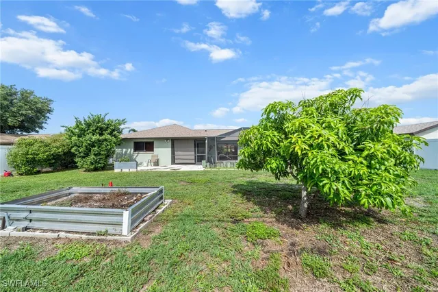 $330,000 | 4531 Southeast 14th Place, Cape Coral, FL 33904