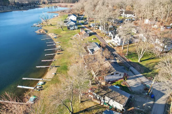 $235,000 | 9621 Lakeview Drive, Jerome, MI 49249