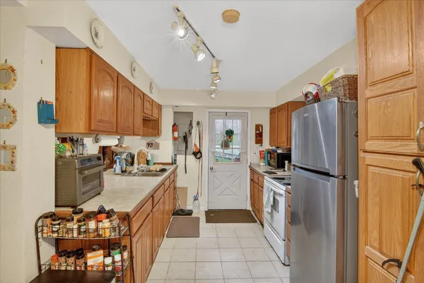 $235,000 | 9621 Lakeview Drive, Jerome, MI 49249