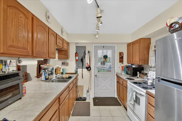 $239,900 | 9621 Lakeview Drive, Jerome, MI 49249