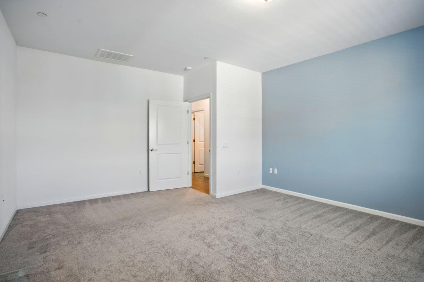 2061 Doncaster Court Olivehurst, CA 95961 - Photo 28 of 46 a view of an empty room