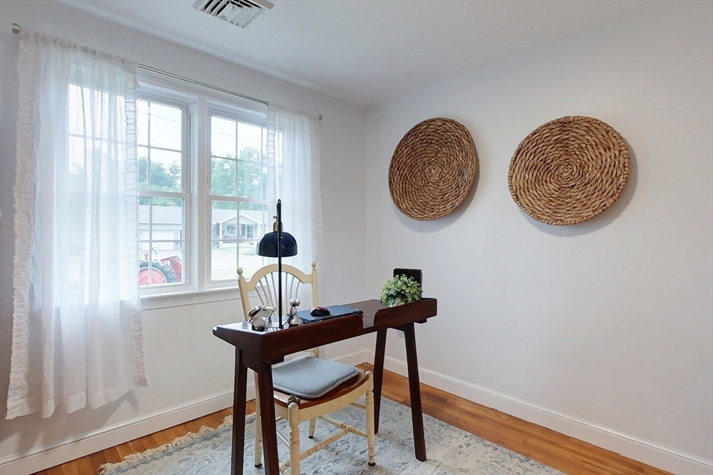 132 Oak Ridge Drive Ayer, MA 01432 - Photo 15 of 33