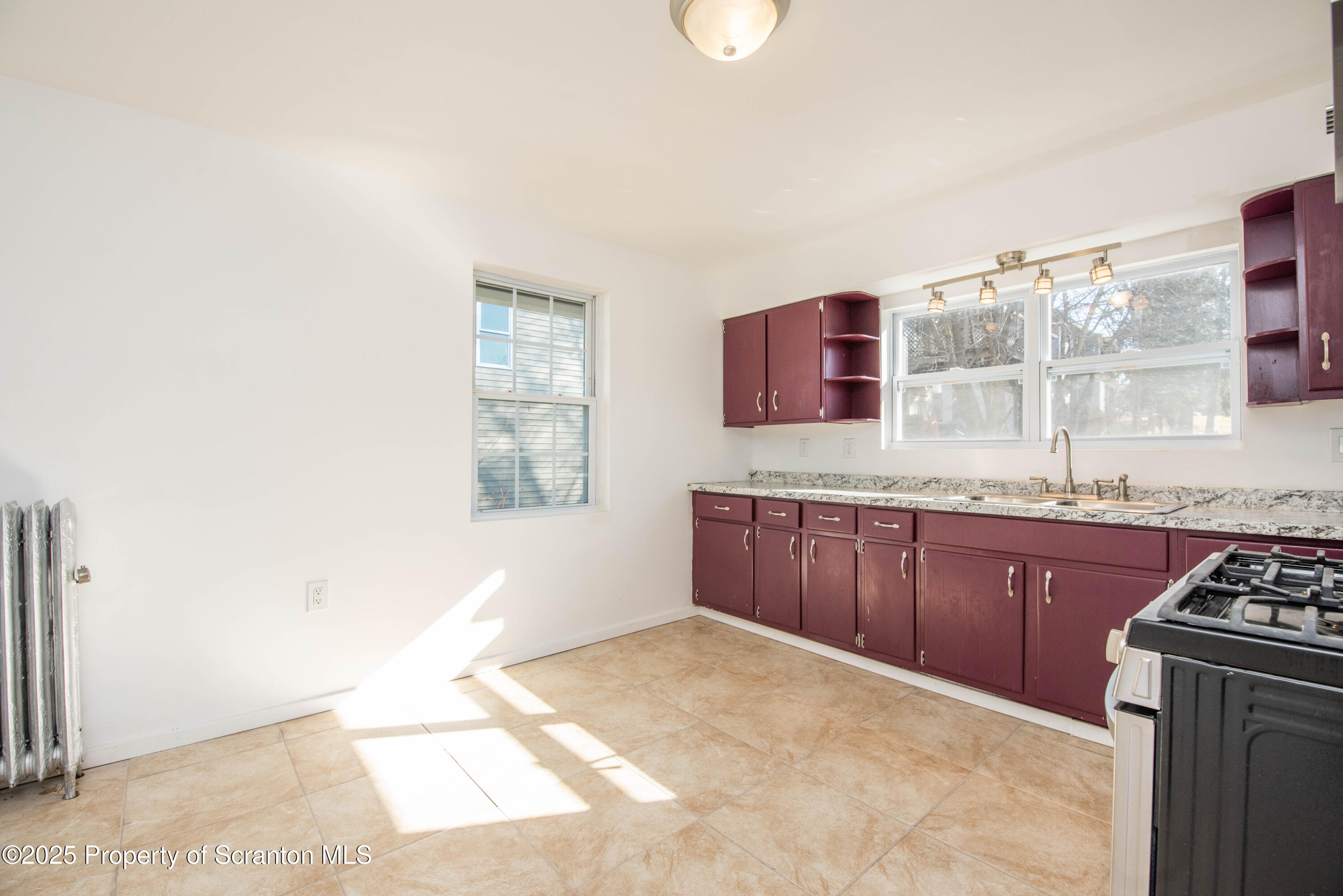 342 Harrison Avenue Scranton, PA 18510 - Photo 36 of 61 DSC_2015