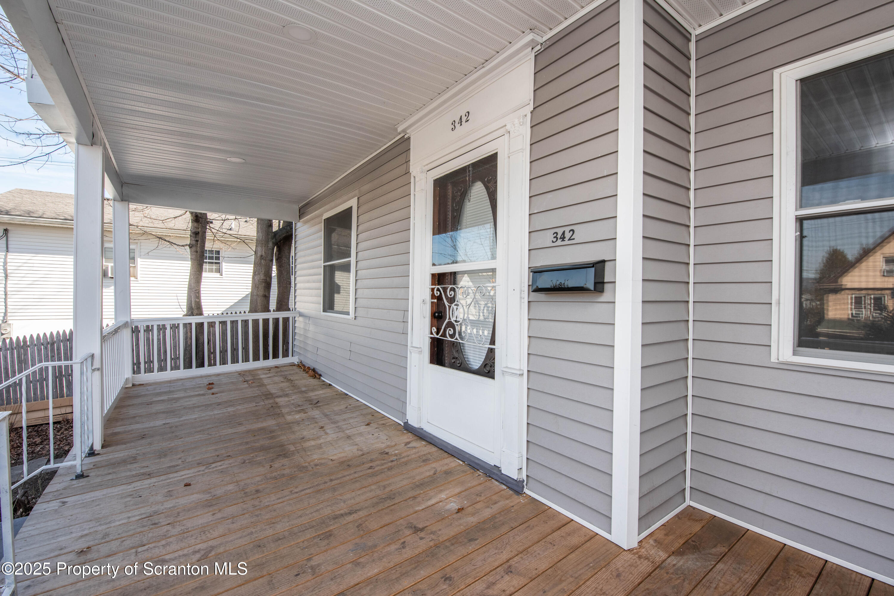 342 Harrison Avenue Scranton, PA 18510 - Photo 5 of 61 DSC_2021