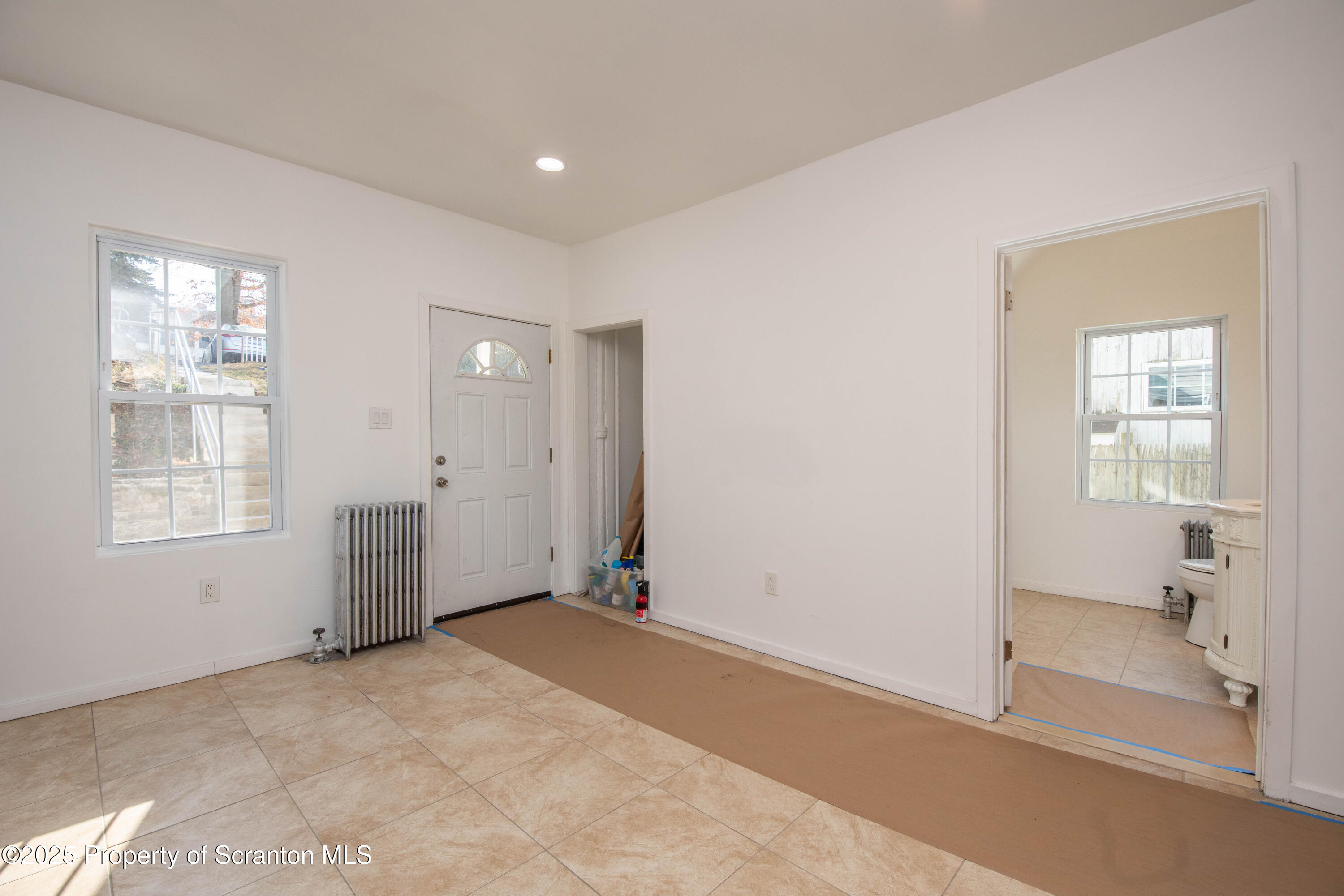 342 Harrison Avenue Scranton, PA 18510 - Photo 10 of 61 DSC_1948 (1)