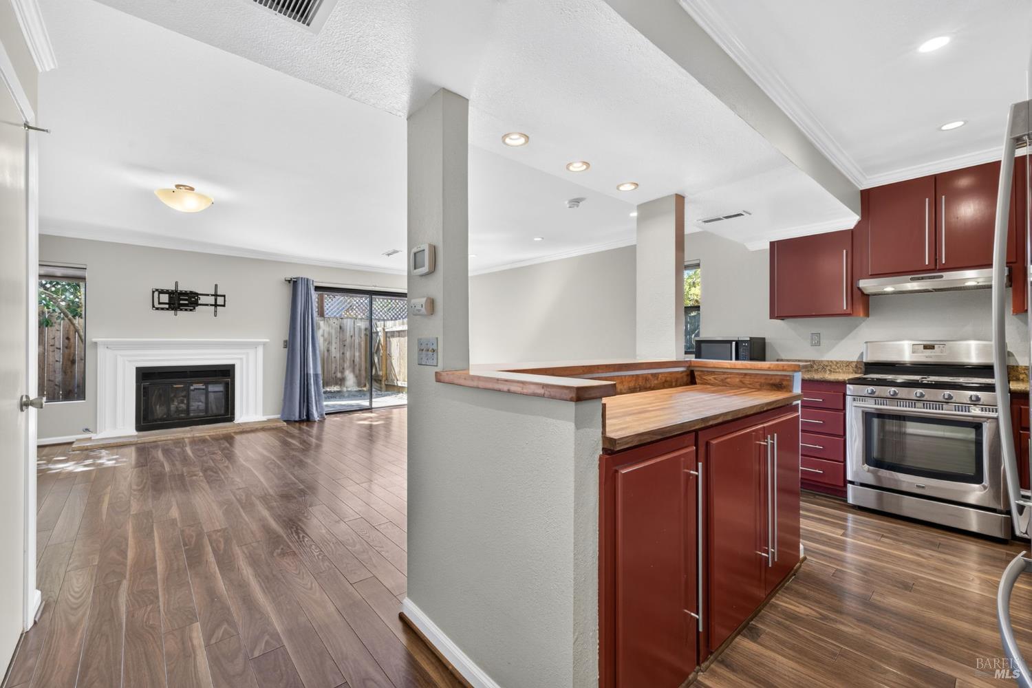 19167 Robinson Road, Unit J Sonoma, CA 95476 - Photo 23 of 33 Gallery Image 23