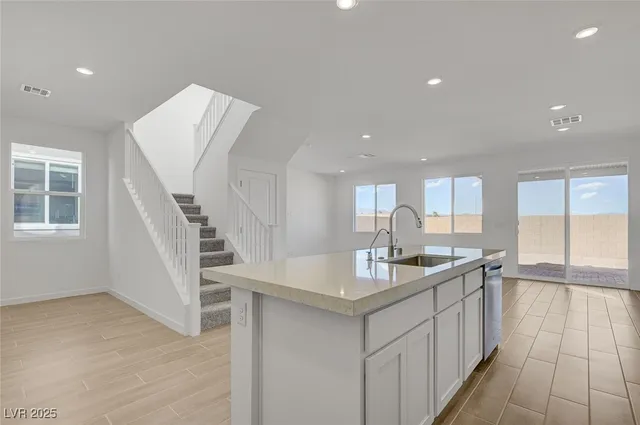 $2,855 | 8532 West Agate Avenue, Las Vegas, NV 89113