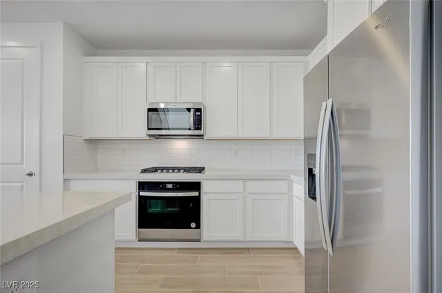 $2,855 | 8532 West Agate Avenue, Las Vegas, NV 89113