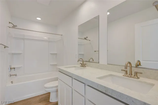 $2,855 | 8532 West Agate Avenue, Las Vegas, NV 89113