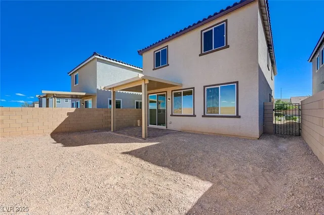 $2,855 | 8532 West Agate Avenue, Las Vegas, NV 89113