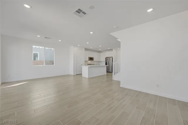 $2,855 | 8532 West Agate Avenue, Las Vegas, NV 89113