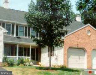 24 Greythorne Road Lancaster, PA 17603 - Photo 1 of 1 Gallery Image 1