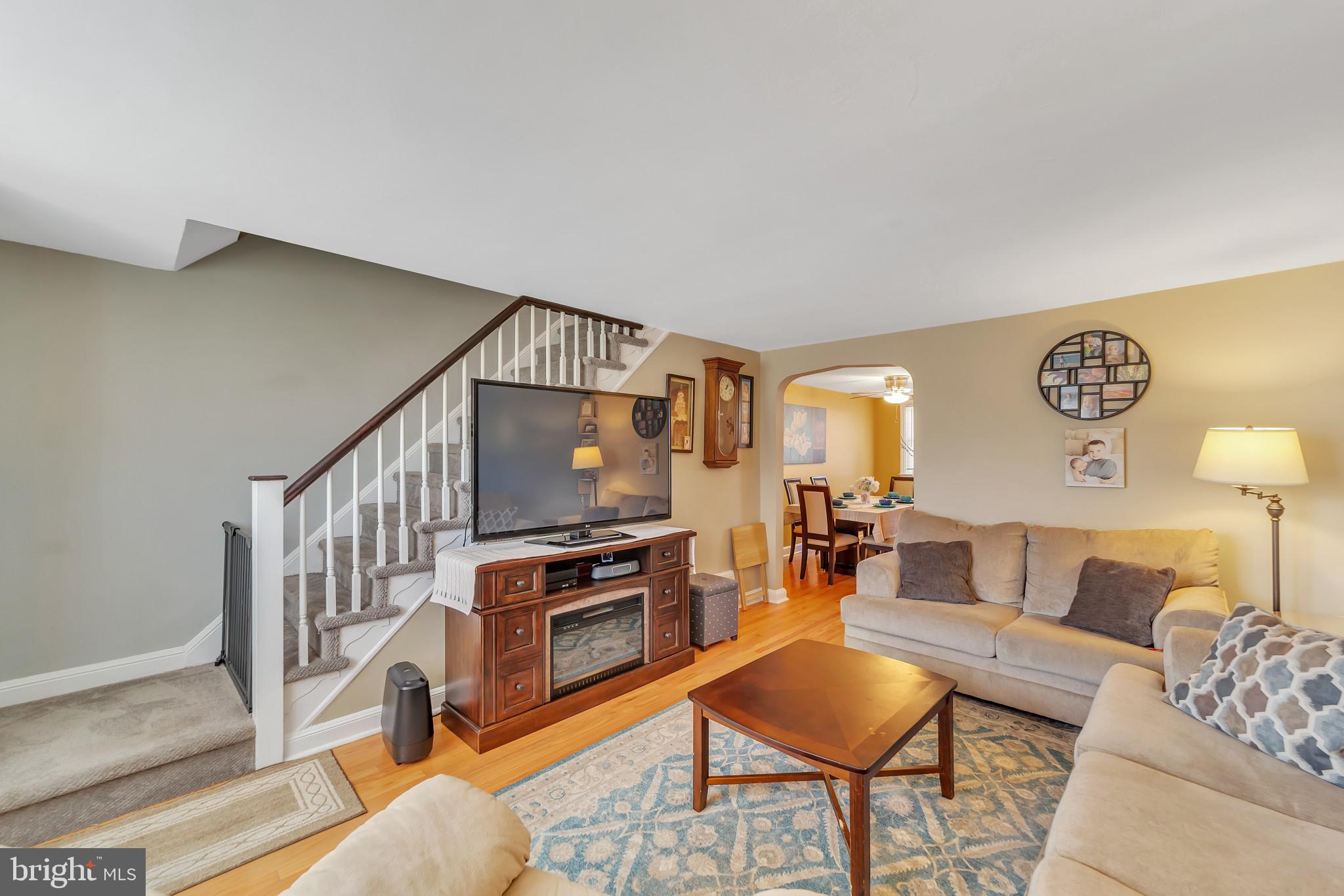 129 Academy Road Clifton Heights, PA 19018 - Photo 4 of 29 Gallery Image 4