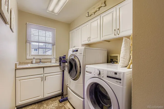 $990,000 | 9603 Chesapeake Street, Highlands Ranch, CO 80126