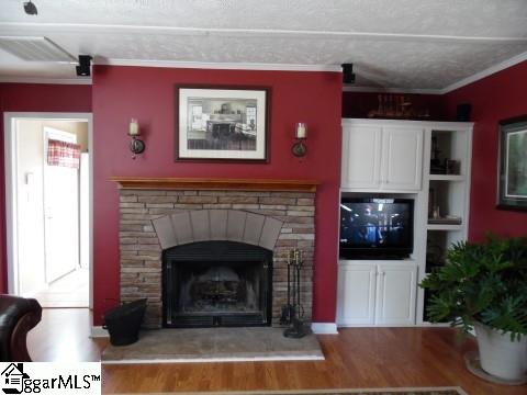 255 Claude Gilbert Road Columbus, NC 28722 - Photo 9 of 32