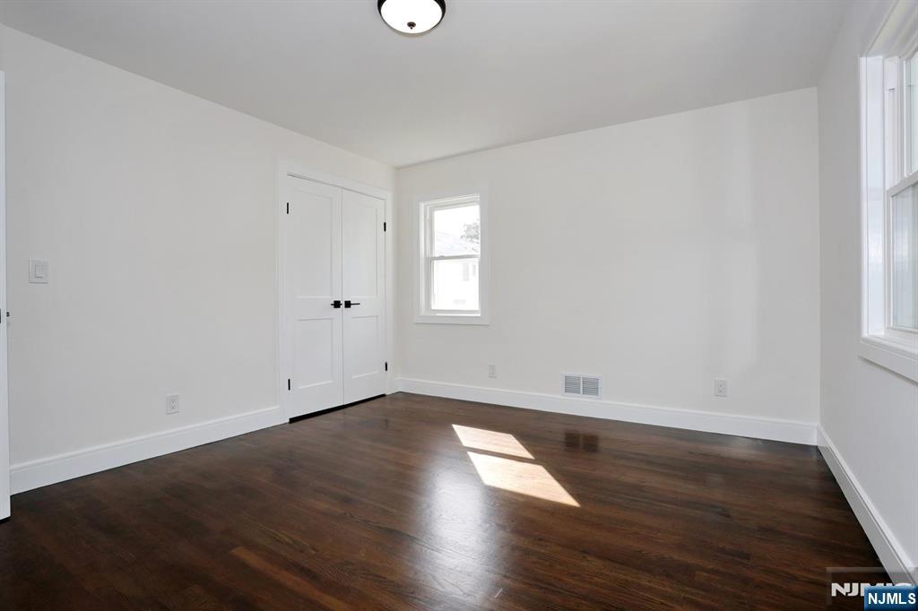 73 Rucereto Avenue Dumont, NJ 07628 - Photo 16 of 44 Gallery Image 16