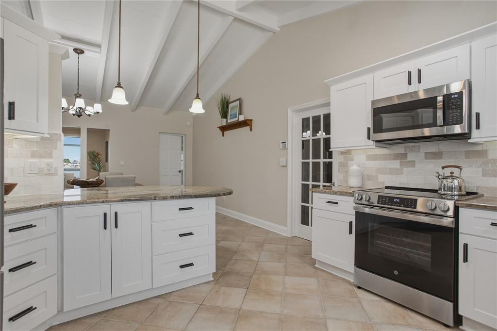 324 173rd Avenue North Redington Beach, FL 33708 - Photo 14 of 73