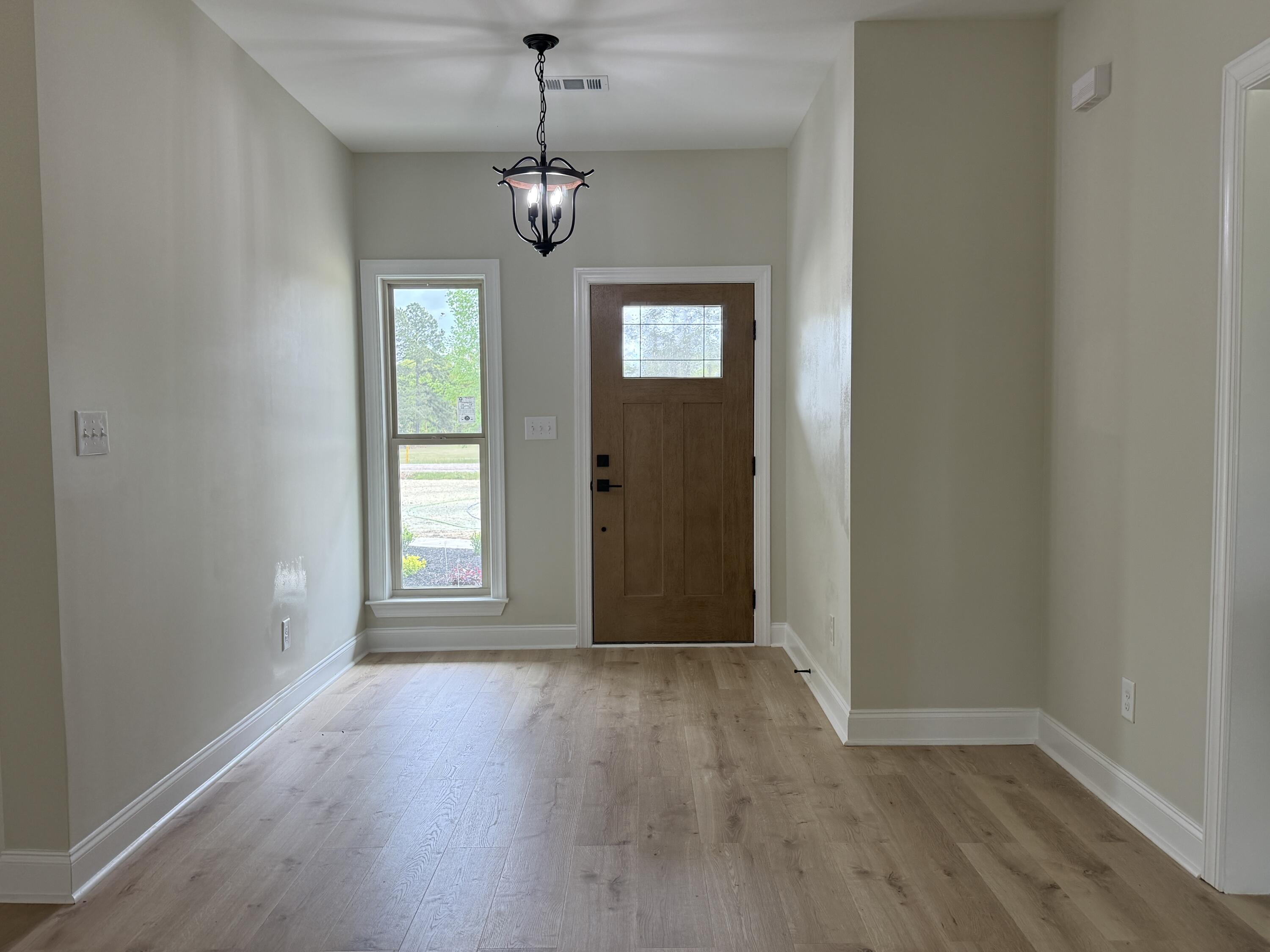 1041 Fairway Ridge Drive Wrens, GA 30833 - Photo 2 of 10 Nice Foyer