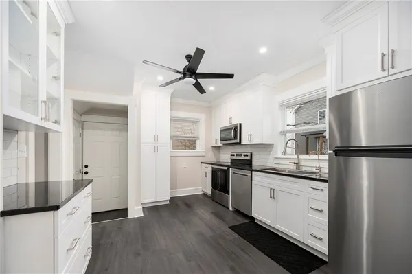 $349,900 | 664 Public Street, Providence, RI 02907
