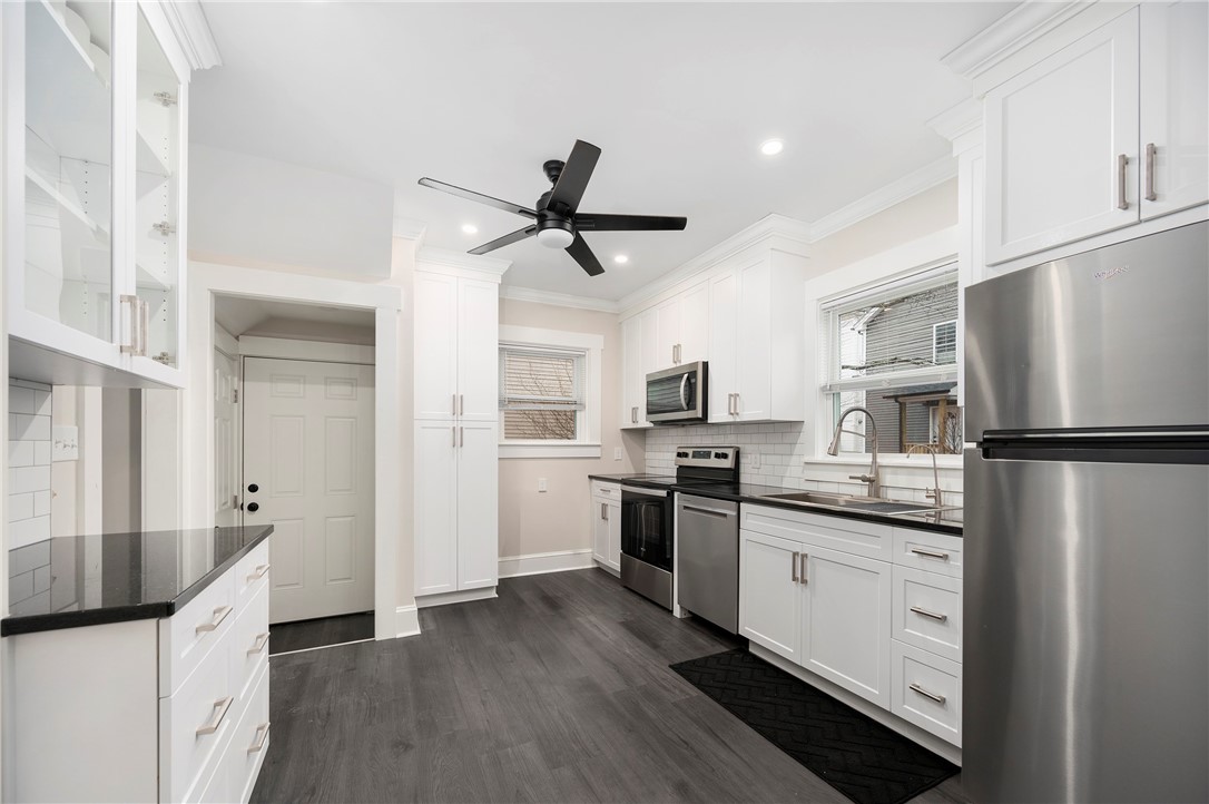 664 Public Street Providence, RI 02907 - Photo 11 of 30