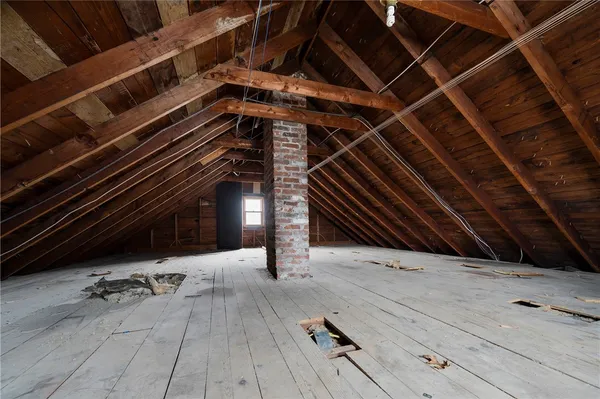 $349,900 | 664 Public Street, Providence, RI 02907