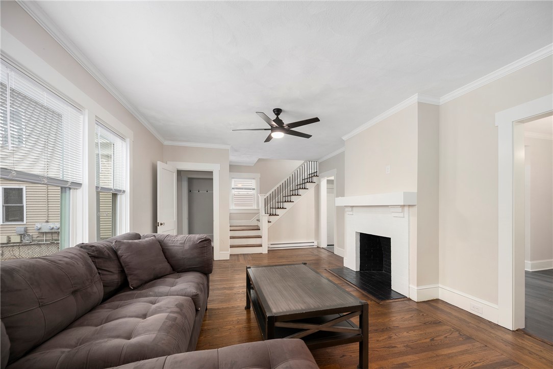 664 Public Street Providence, RI 02907 - Photo 7 of 30