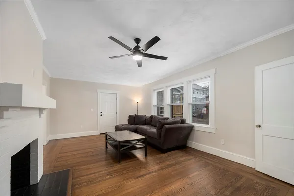 $349,900 | 664 Public Street, Providence, RI 02907