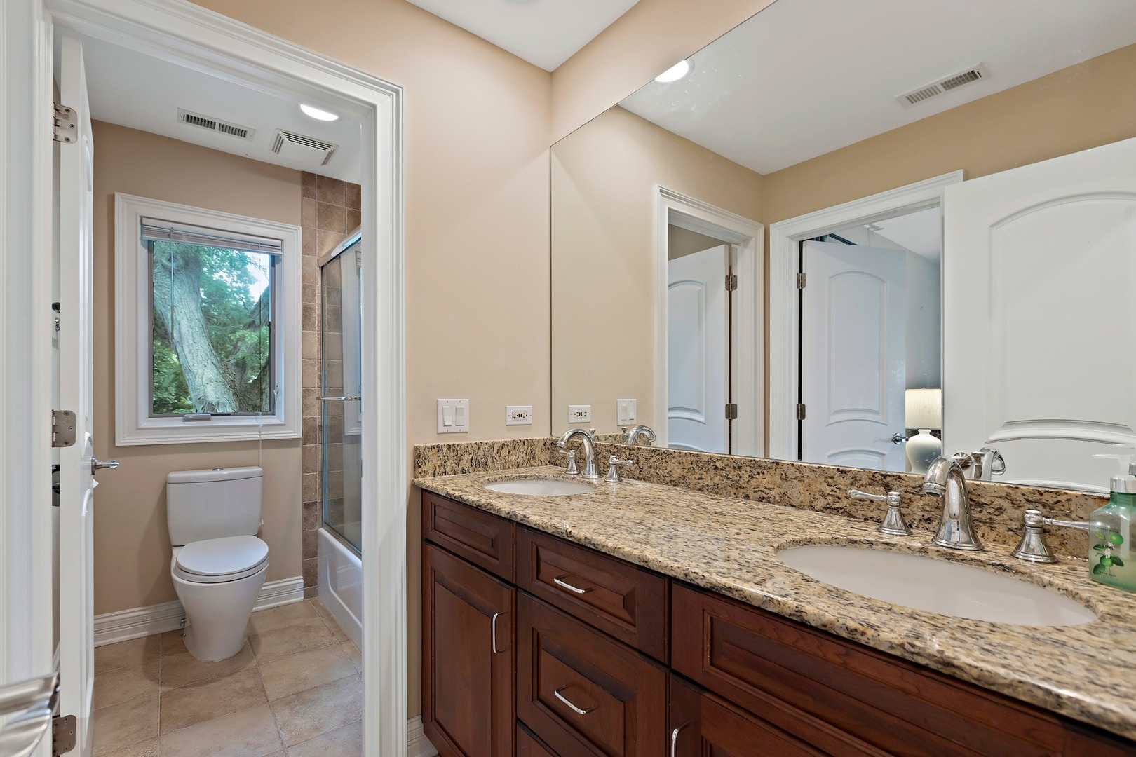 2121 Sunset Ridge Road Glenview, IL 60025 - Photo 26 of 37