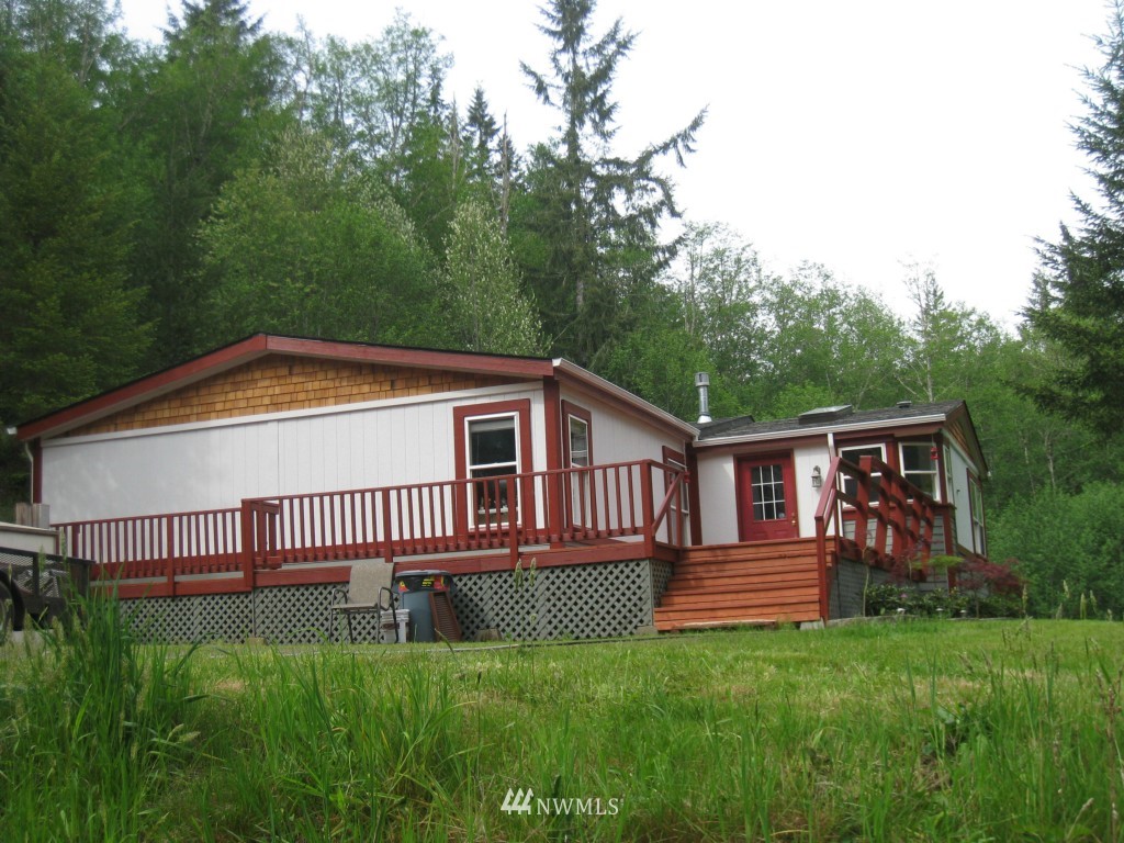 334 Maranatha Road Kelso, WA 98626 - Photo 2 of 23 Gallery Image 2