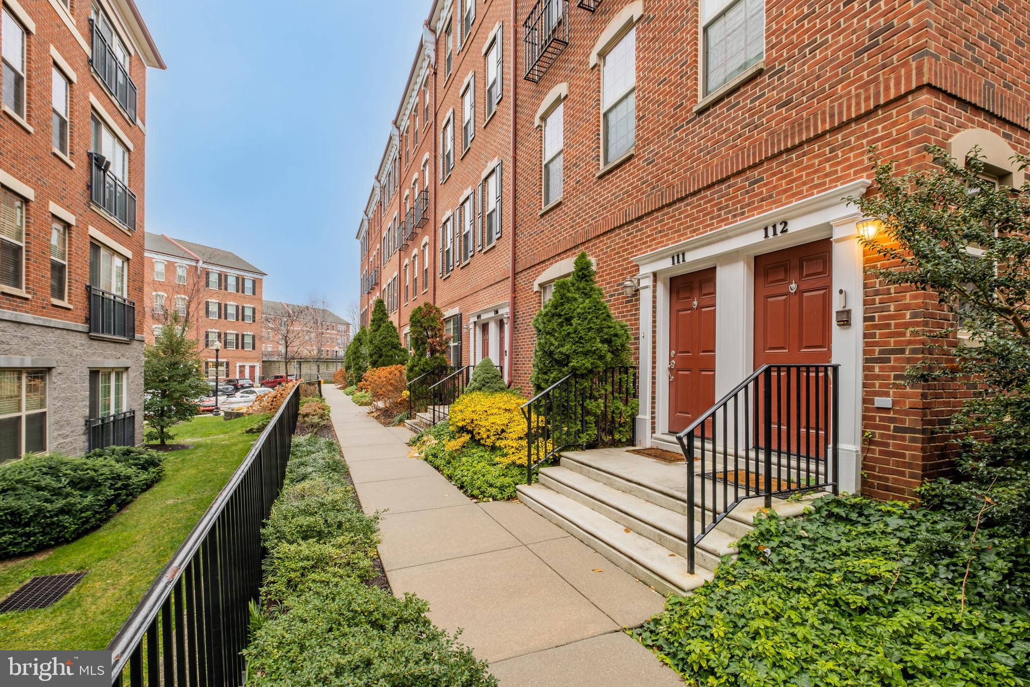 112 Commodore Court Philadelphia, PA 19146 - Photo 37 of 55 a view of a house with brick walls