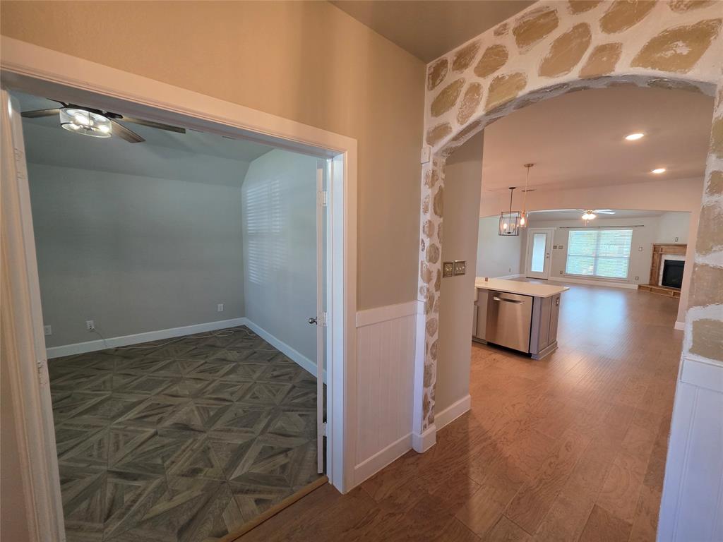 11745 Wulstone Road Fort Worth, TX 76052 - Photo 4 of 40
