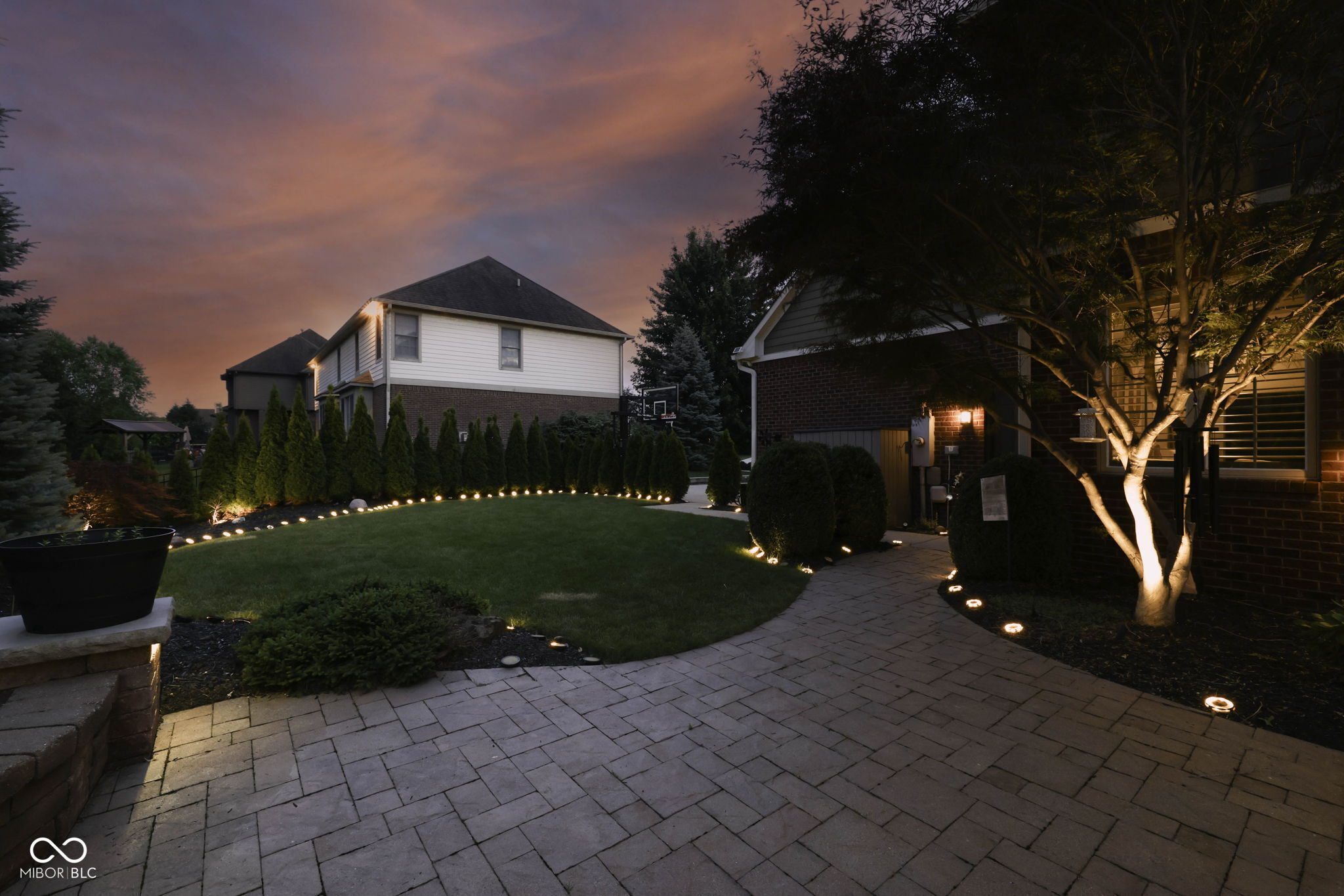 10285 Normandy Court Fishers, IN 46040 - Photo 9 of 63