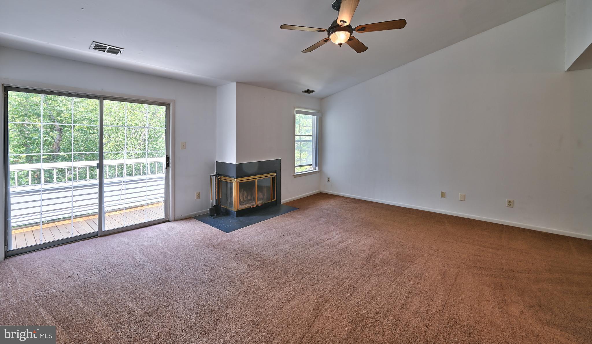 304 Trinity Court, Unit 10 Princeton, NJ 08540 - Photo 2 of 25
