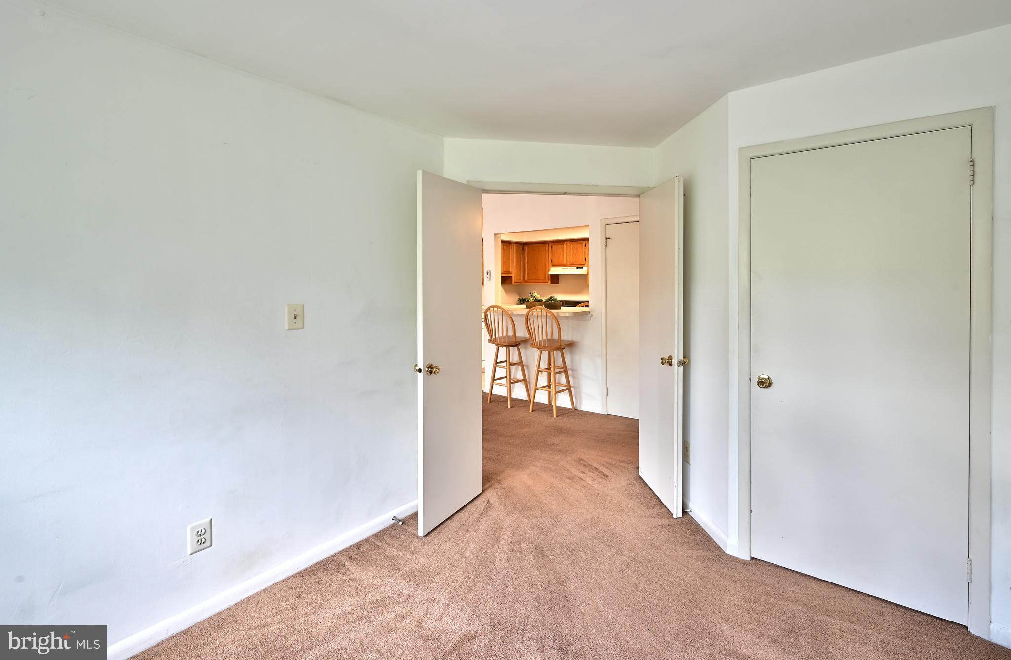 304 Trinity Court, Unit 10 Princeton, NJ 08540 - Photo 10 of 25