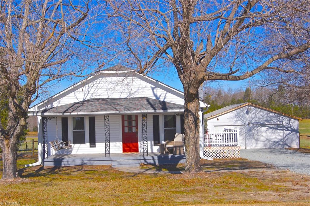 2450 McCray Road Burlington, NC 27217 - Photo 1 of 30 Gallery Image 1