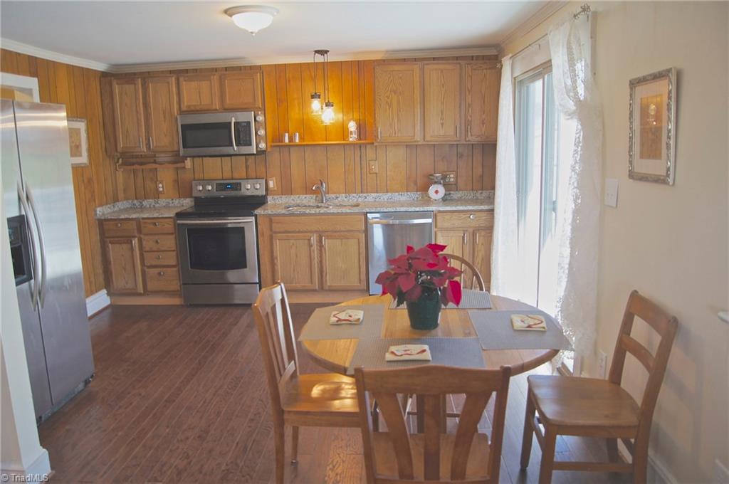 2450 McCray Road Burlington, NC 27217 - Photo 10 of 30 Gallery Image 10