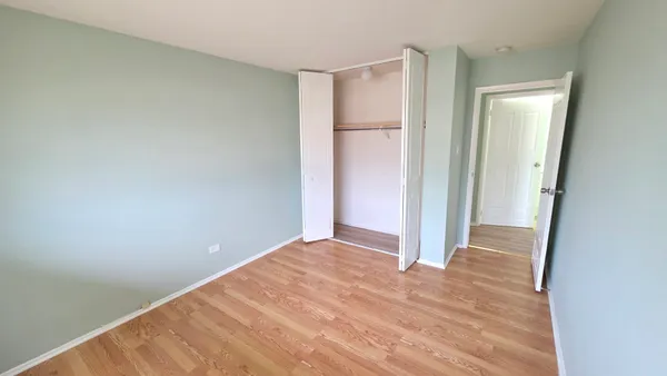 $165,000 | 1557 Jill Court, Unit 206, Glendale Heights, IL 60139