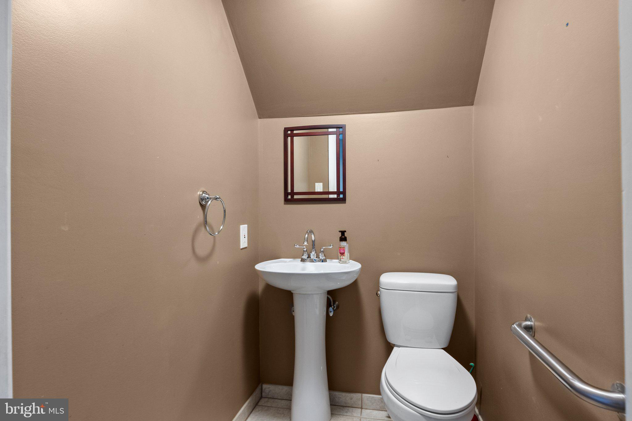 81 Deer Path Drive Southampton, PA 18966 - Photo 7 of 33