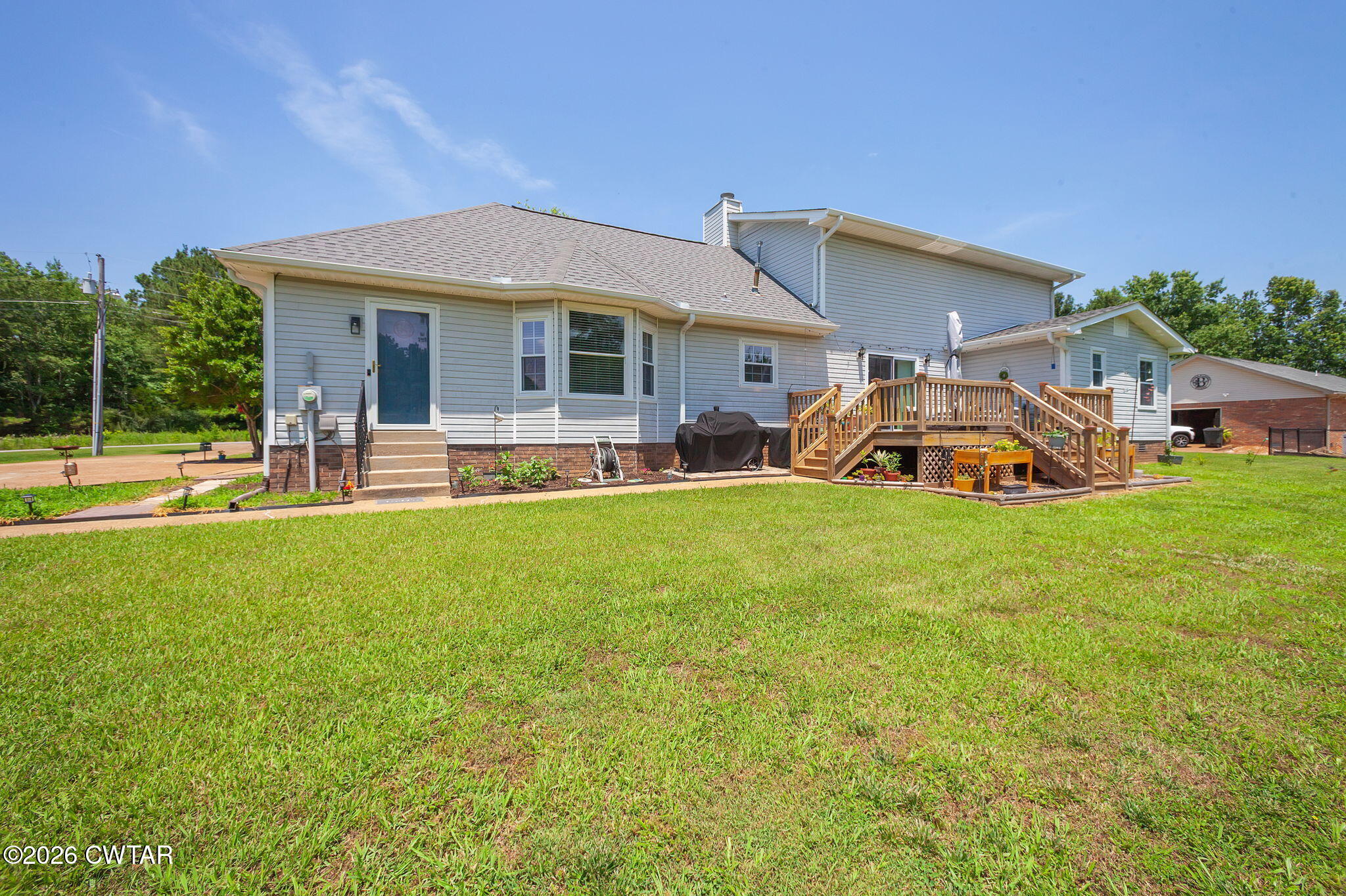 135 Meadow Drive Lexington, TN 38351 - Photo 38 of 40 Completed-34